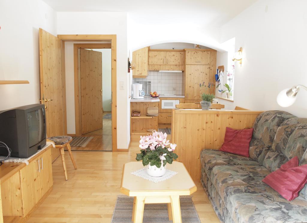 Urblhof Apartment Leutasch Cameră foto
